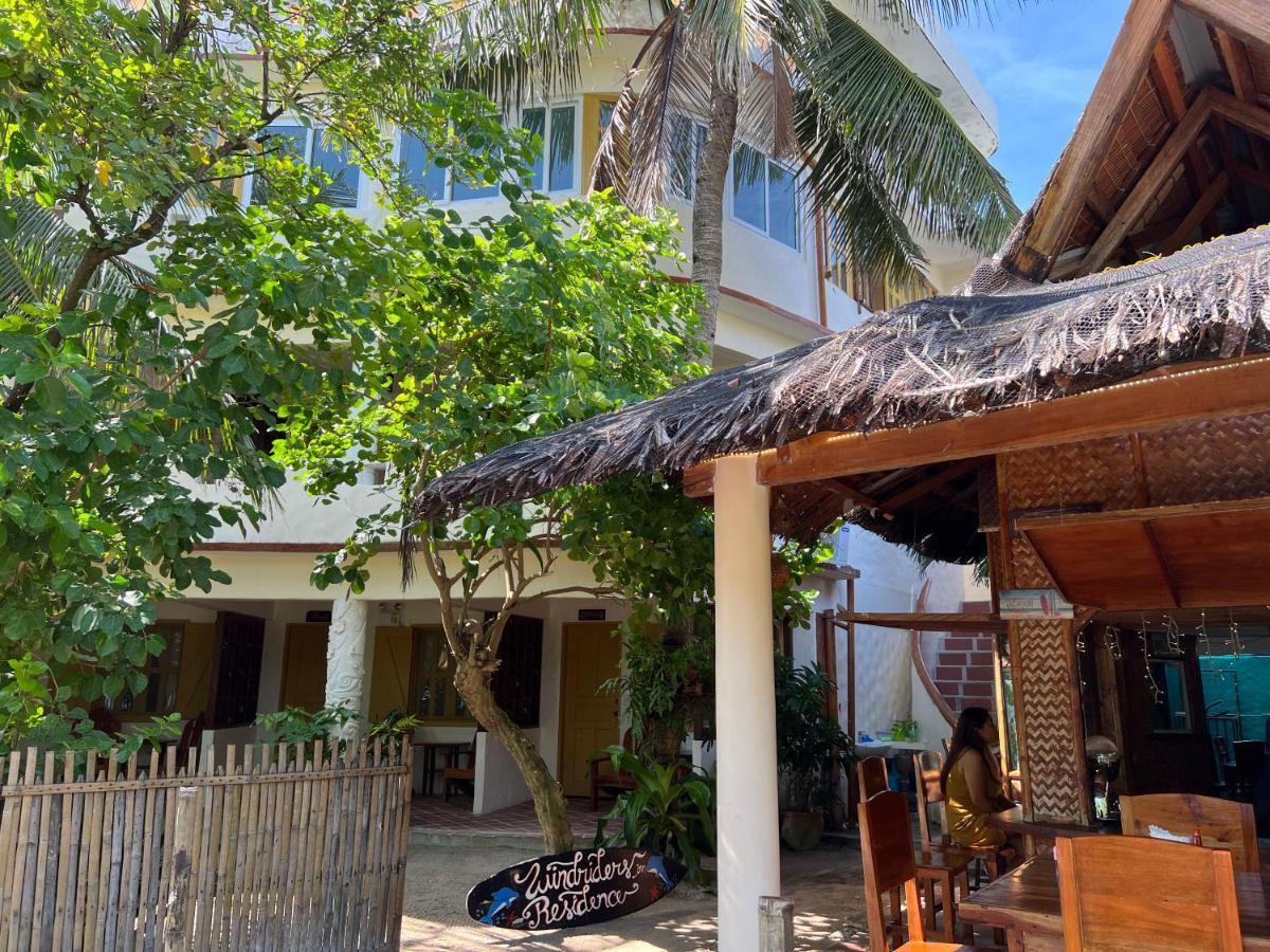 Wind Rider's Inn Balabag  Exterior foto